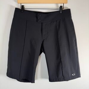 Oakley Women's Board Golf Bermuda Shorts Black Athleisure Sporty Outdoor Size 8